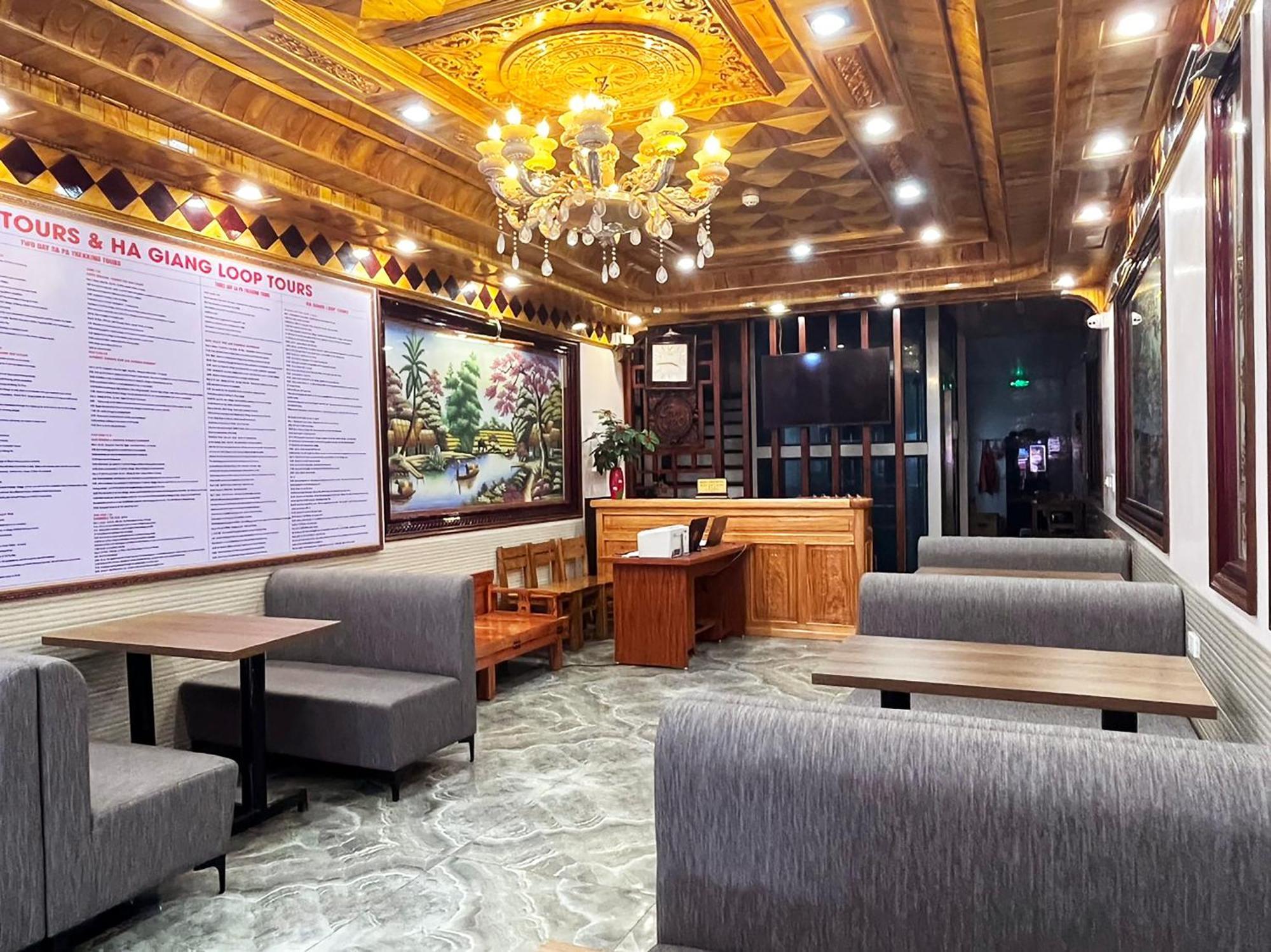 Quoc Tuan Hotel Sapa Exterior photo
